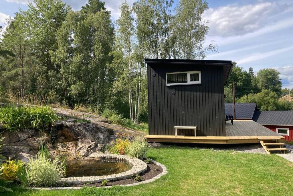 Cabin In The Woods, Close To Lake Maelaren Eskilstuna Extérieur photo